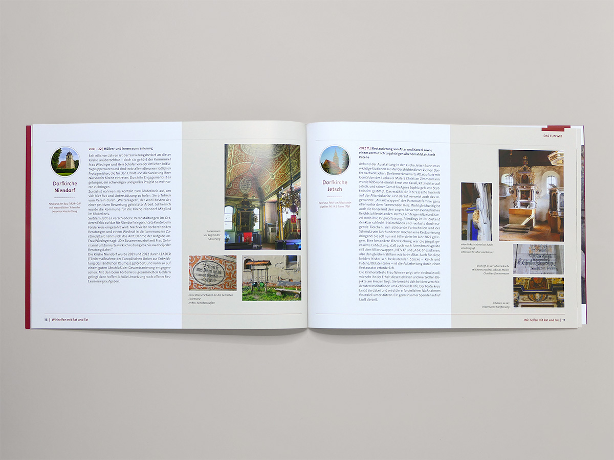 Editorial-Design: Doppelseite zur Dorfkirche Niendorf und Jetsch mit Fotos und Fließtext. Design: Isabel Gewecke