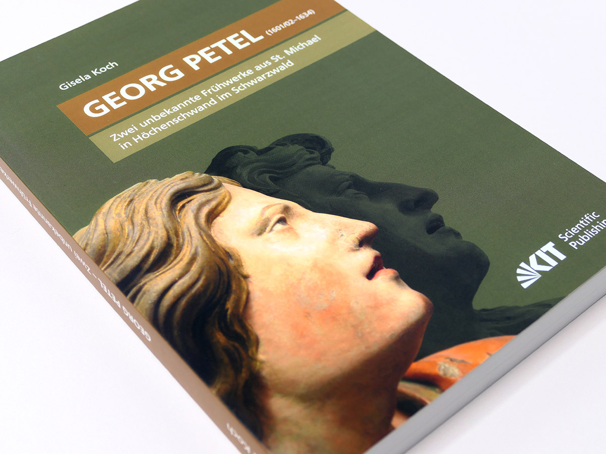 kit-dissertation-koch-petel-isabel-gewecke Detail des Buchcovers „Georg Petel“ mit Skulpturenmotiv und KIT-Logo. Design: Isabel Gewecke